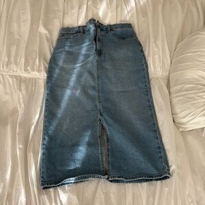 Uniqlo denim skirt